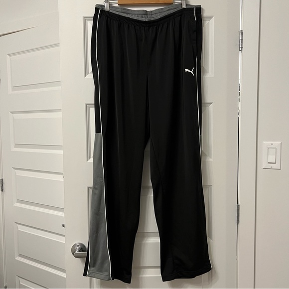 Vintage Puma track pants/ sweat pants - Picture 2 of 4